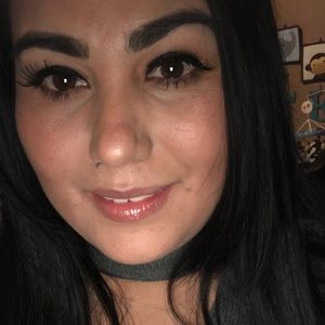 Meet your Posher, Perla